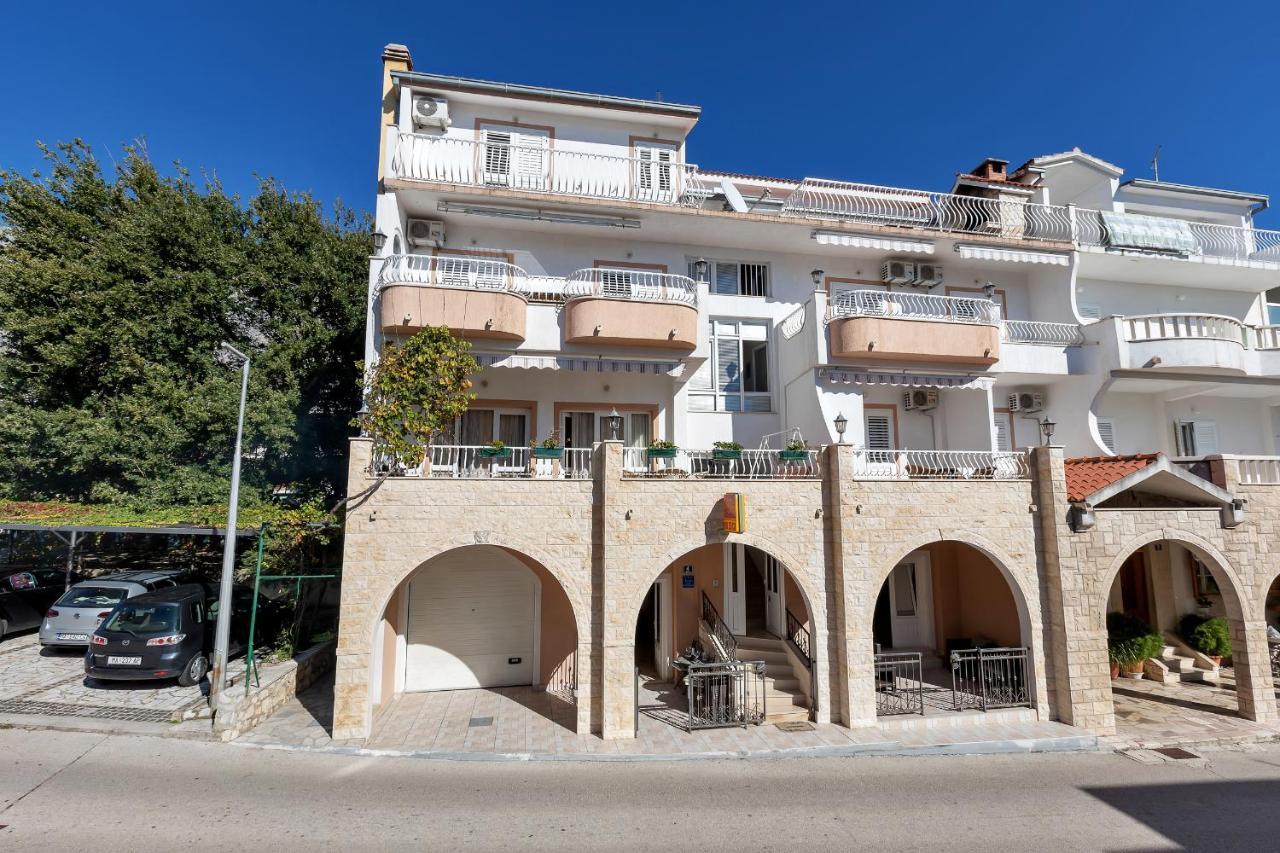 Apartments Zorica Tučepi Exteriör bild