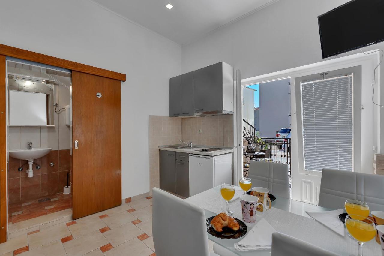 Apartments Zorica Tučepi Exteriör bild