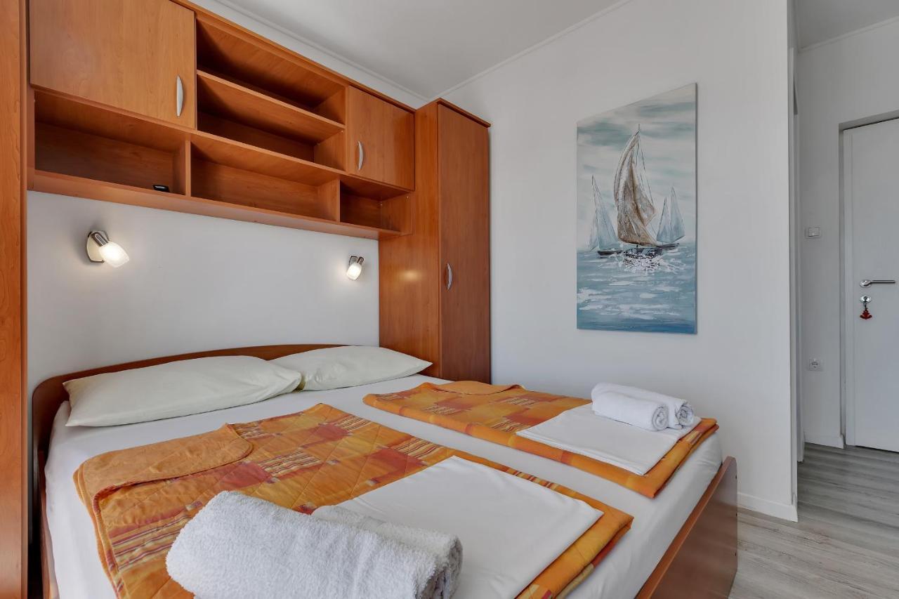 Apartments Zorica Tučepi Exteriör bild