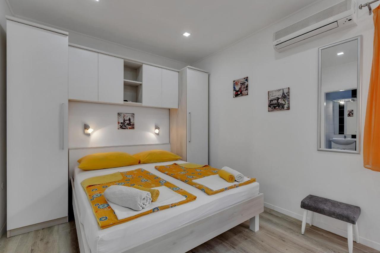 Apartments Zorica Tučepi Exteriör bild