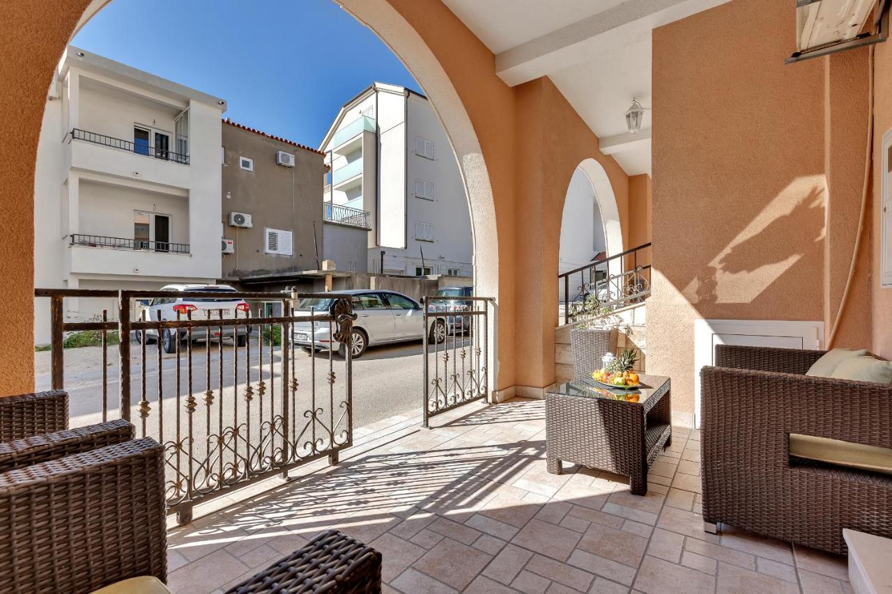 Apartments Zorica Tučepi Exteriör bild