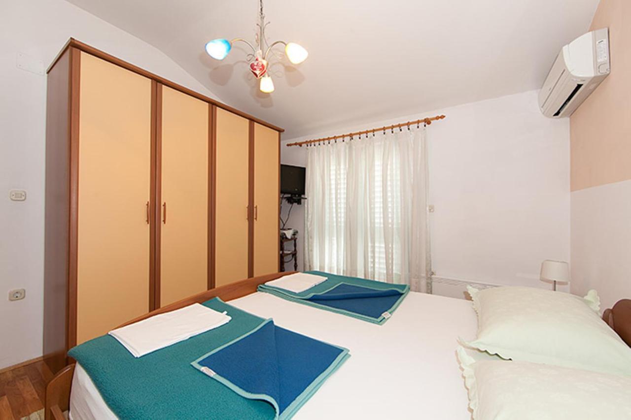 Apartments Zorica Tučepi Exteriör bild