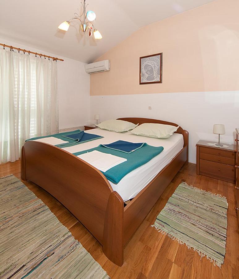 Apartments Zorica Tučepi Exteriör bild